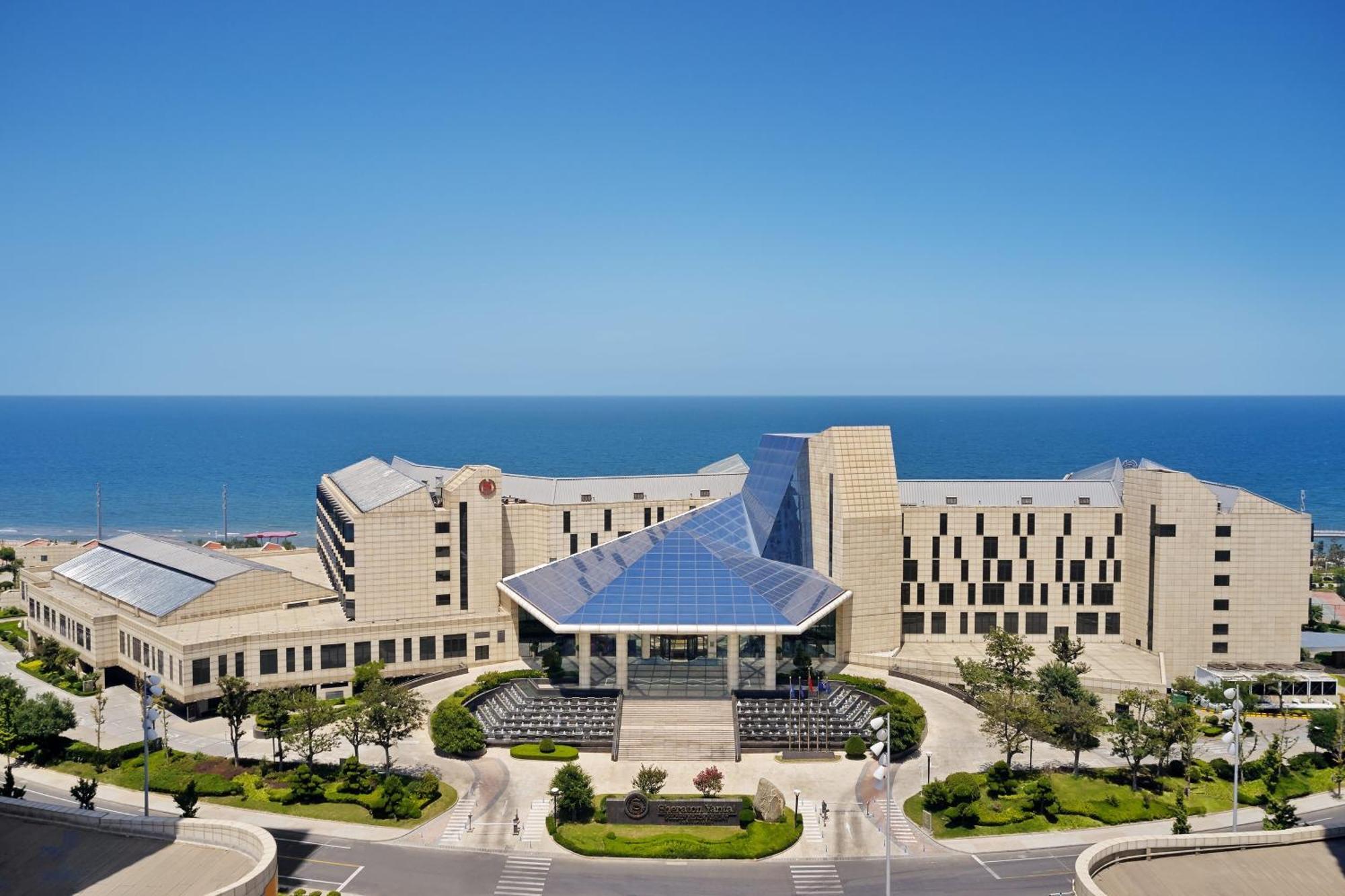 Sheraton Yantai Golden Beach Resort מראה חיצוני תמונה